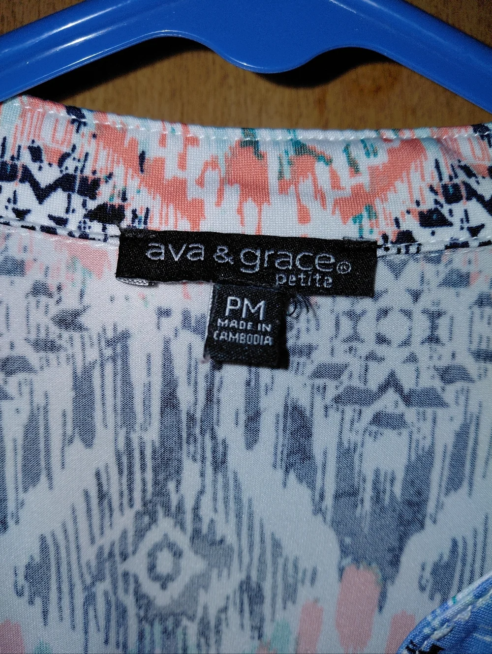 Ava & Grace Multicolor Aztec-Pattern Button Front Tunic - Picture 2 of 4
